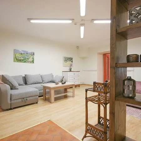Vilandes Iela 2 Apartment Riga